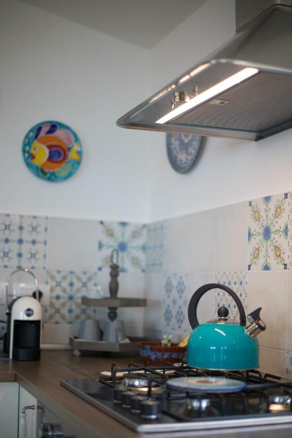 Blue House By Perry-holiday Apartment